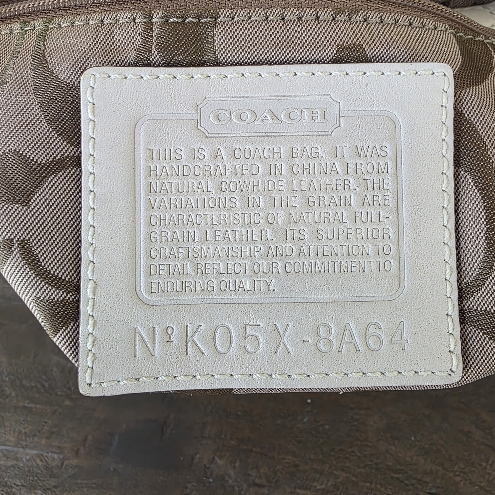 Vintage Coach Soho Leather Baguette Shoulder Bag Y2K 2005-White - Picture 13 of 15